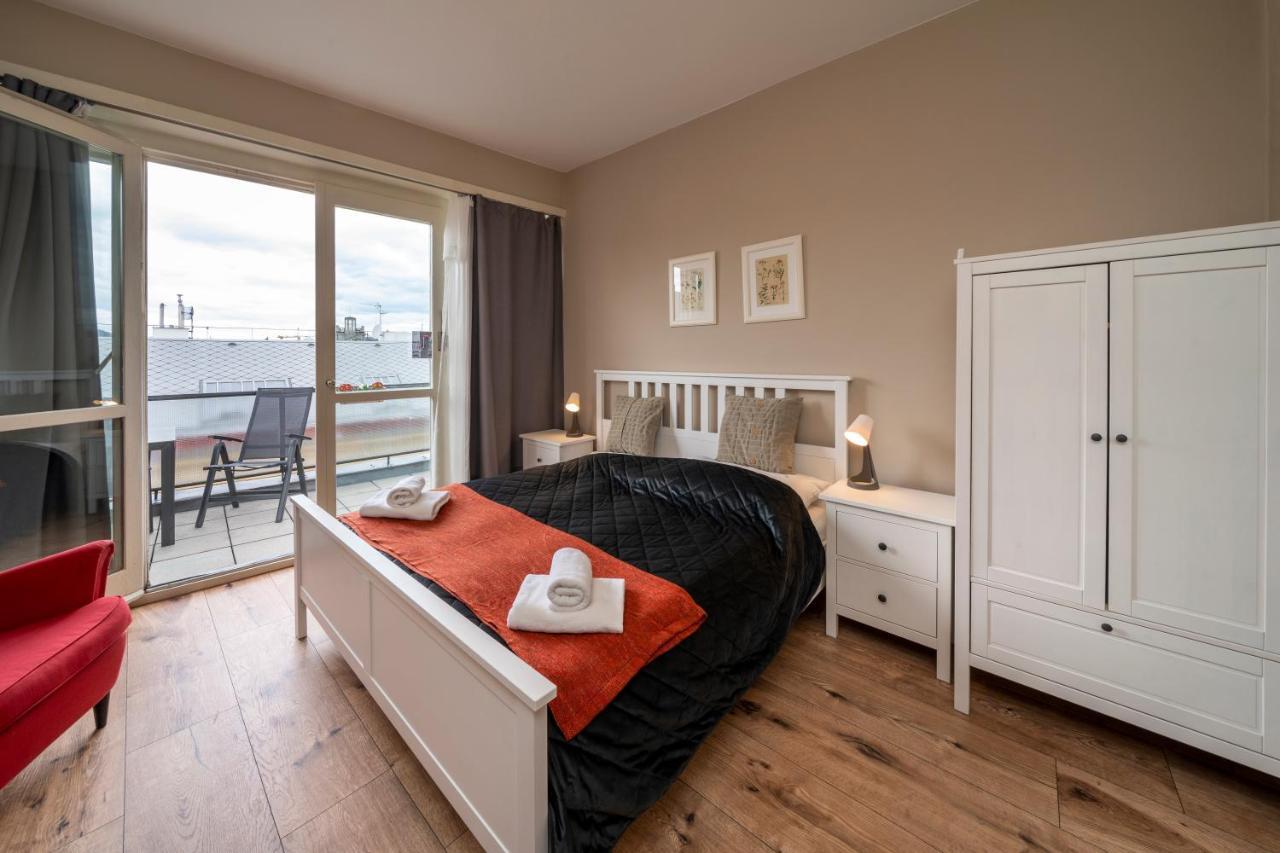 New Town - Apple Apartments Прага Екстер'єр фото